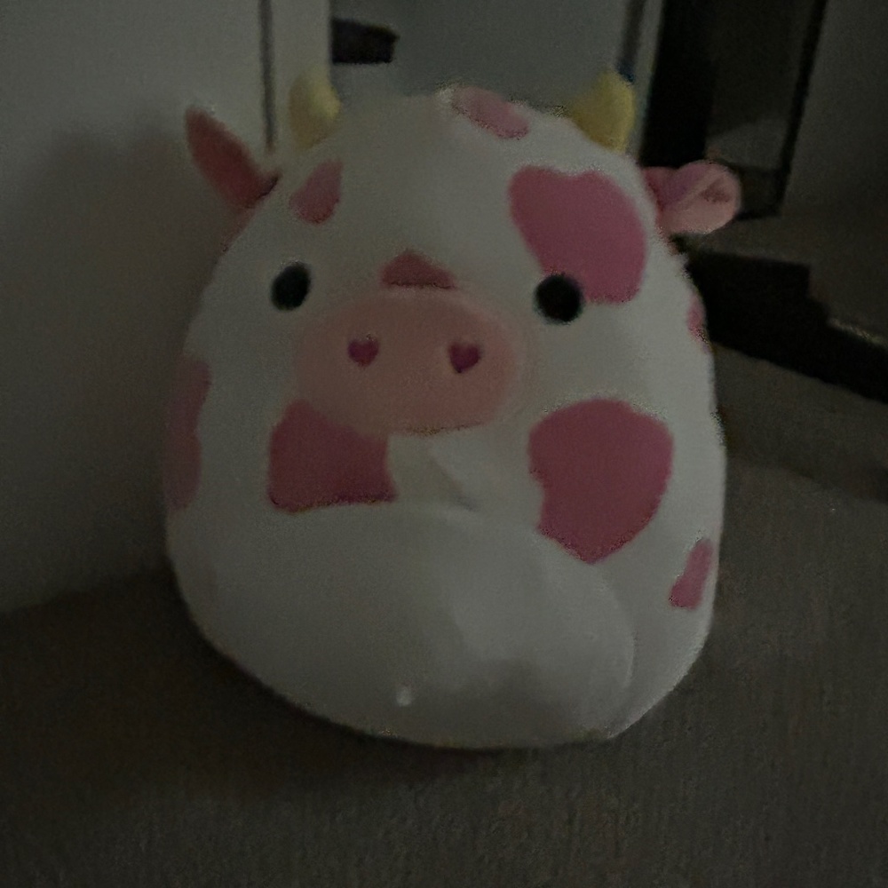Cow squishmallow pack